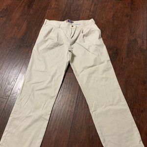 Chaps Chinos